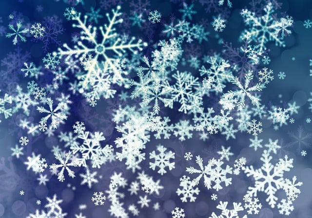 snowflakes-3693171_640